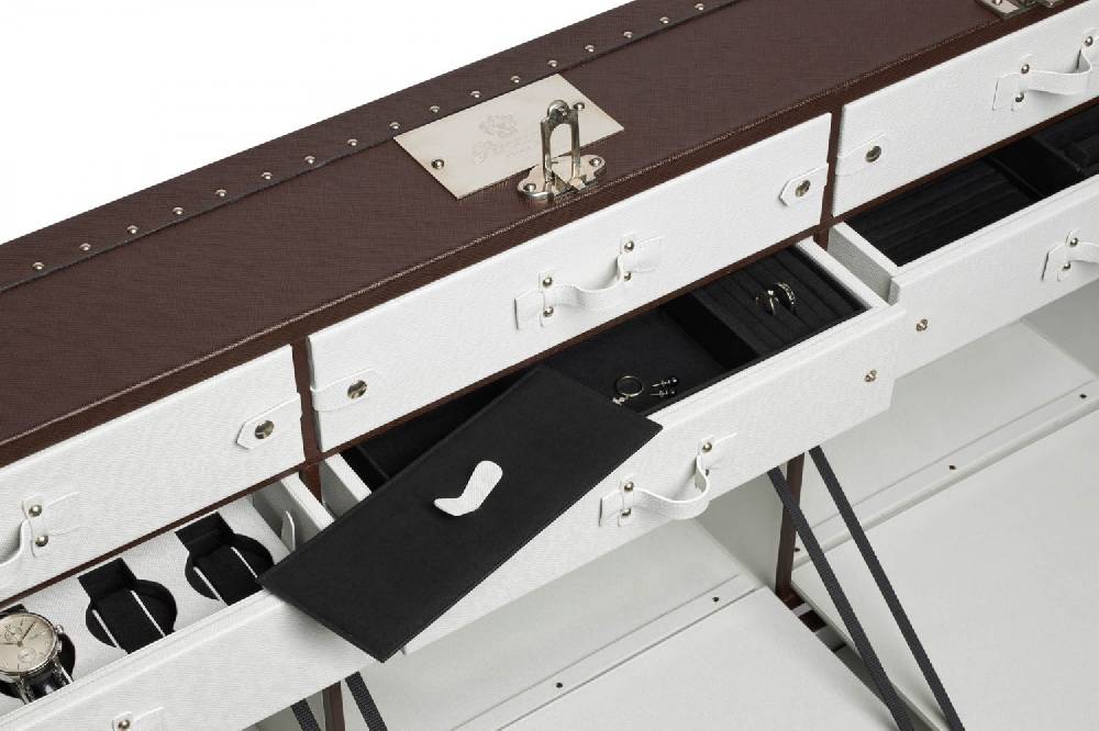 Pineider Baule Fasciato, Realizzato In Pelle Di Vitello. Dimensione Grande 120x51x51cm