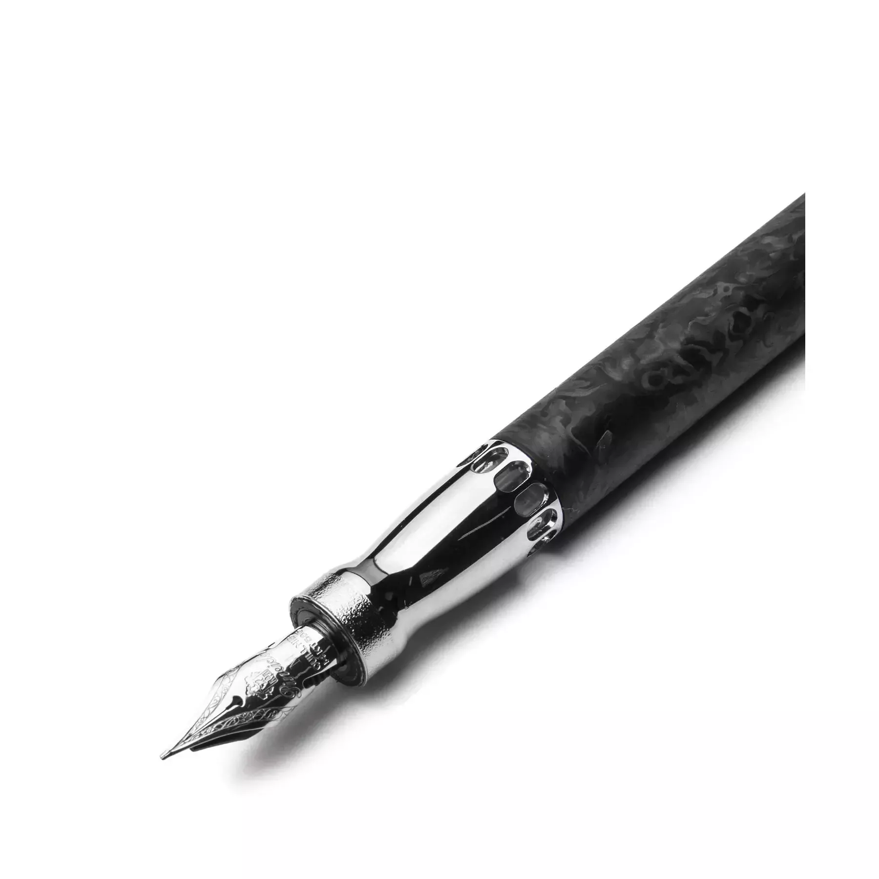 Pineider Penna Stilografica La Grande Bellezza Forged Carbon