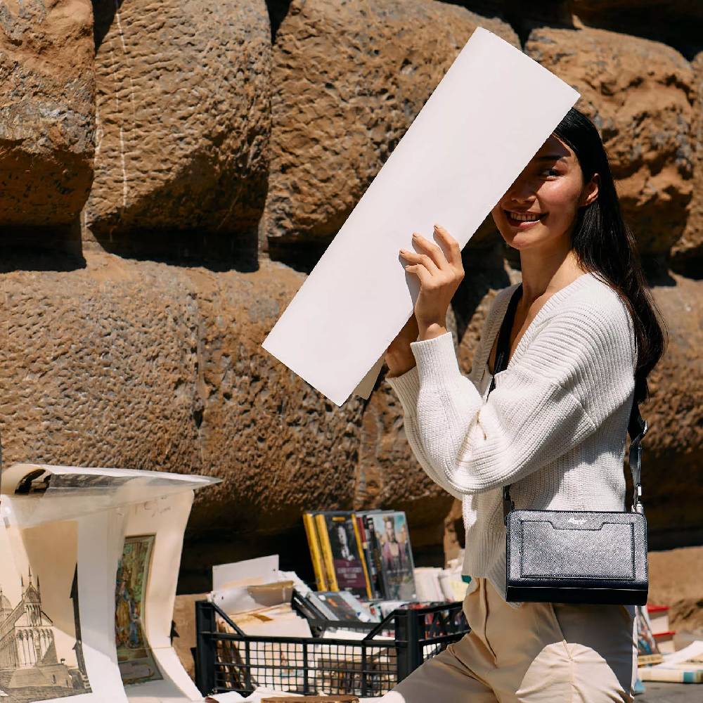 Pineider Odette Crossbody In Mini Franzi