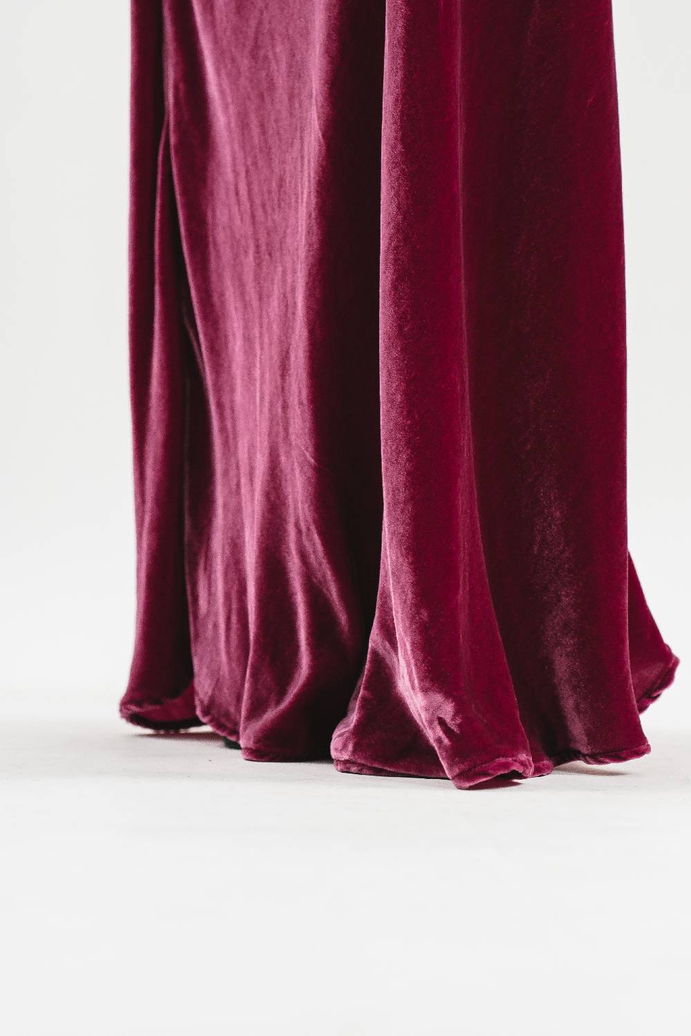 Pink Memories Abito In Velluto Con Mezze Maniche E Pizzo