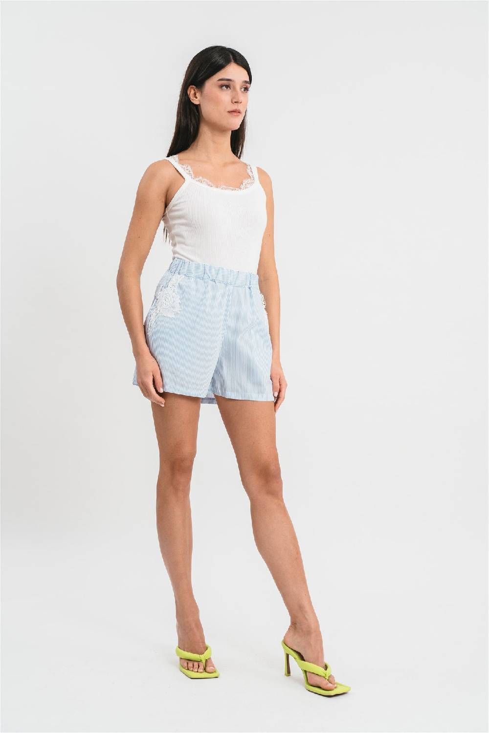 Pink Memories Bermuda A Righe Con Dettagli In Pizzo