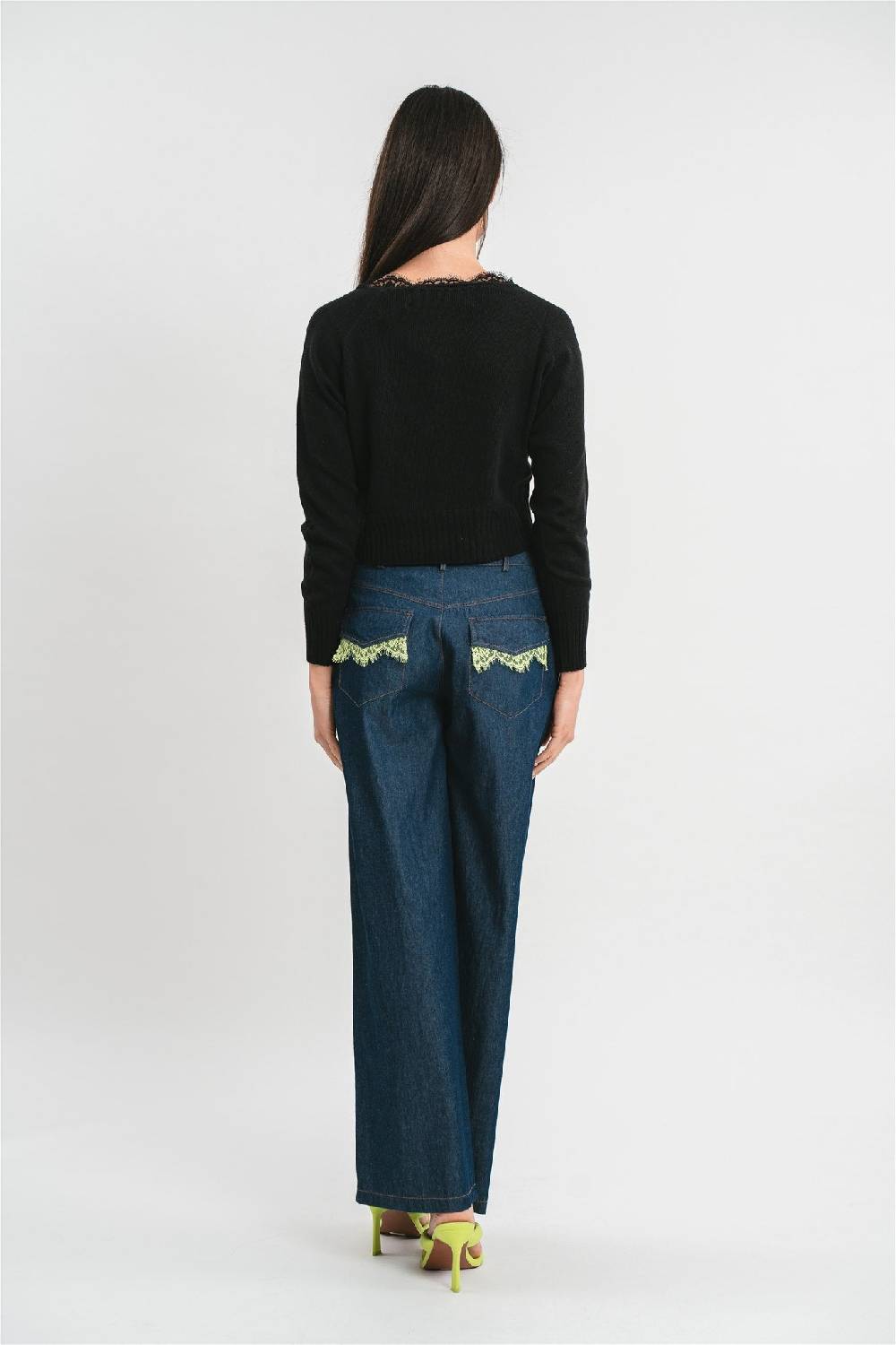 Pink Memories Cardigan Crop Con Dettagli In Pizzo