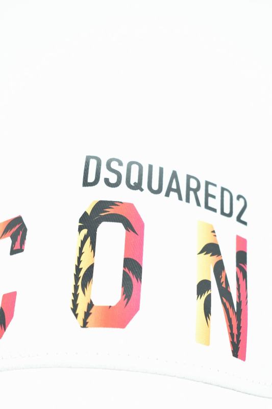 DSQUARED2 Cappelli Codice Prodotto: BCM0668 05C000011062