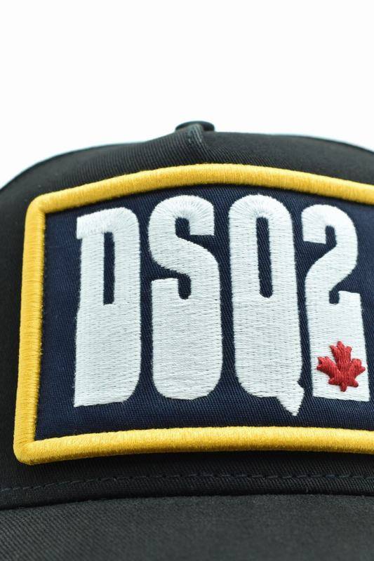 DSQUARED2 Cappelli Codice Prodotto: BCM0682 05C000012124