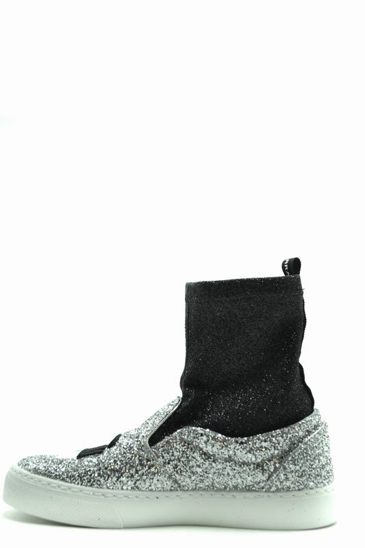Chiara Ferragni Sneakers Codice Prodotto: CF 2094