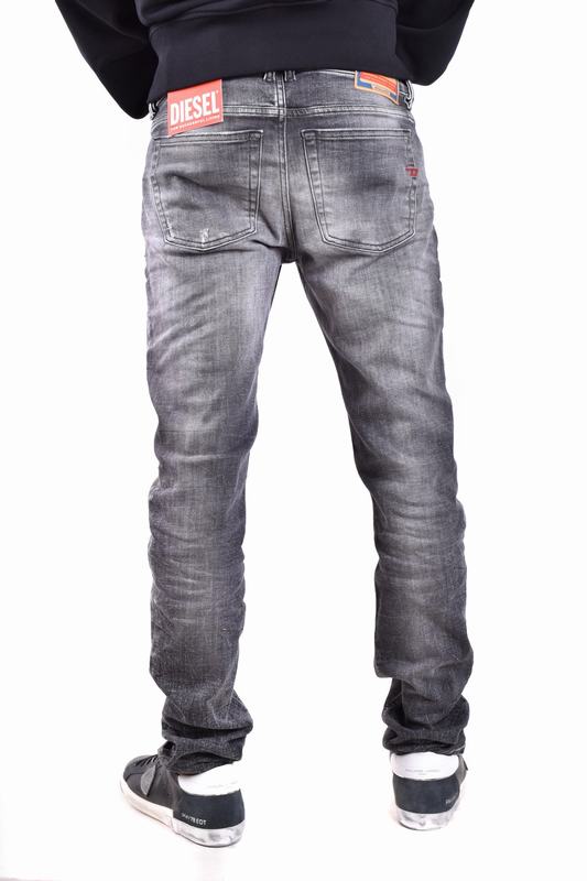 Diesel Jeans Codice Prodotto: A03594 09G8602