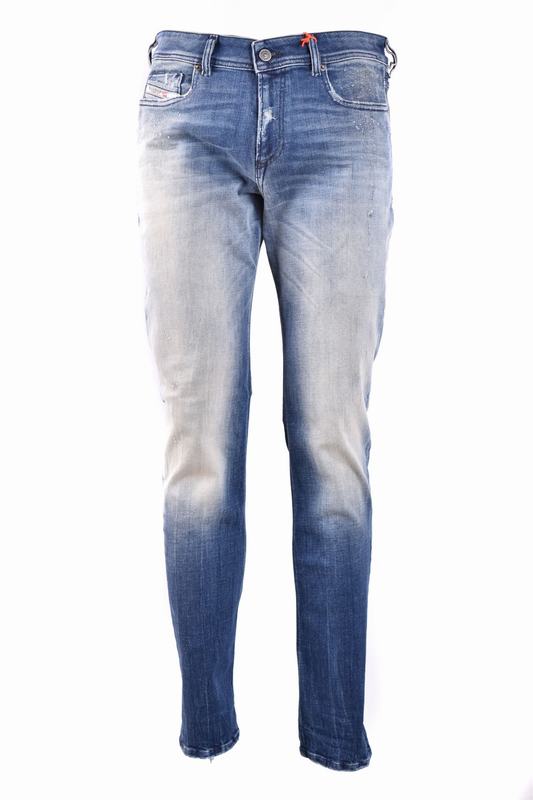 Diesel Jeans Codice prodotto: A03594 09G8701