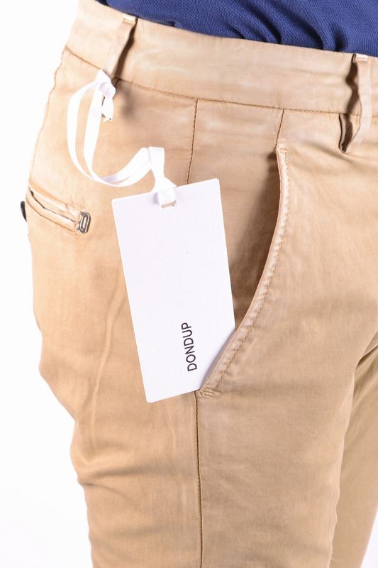 DONDUP Pantaloni & Bermuda Codice Prodotto: