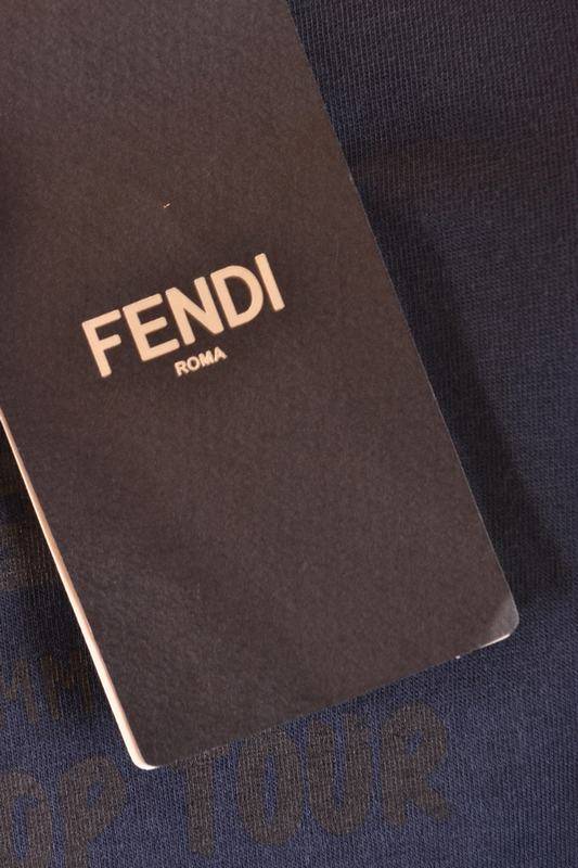 Fendi T-Shirts Codice Prodotto: FS7011A3BN F12CK