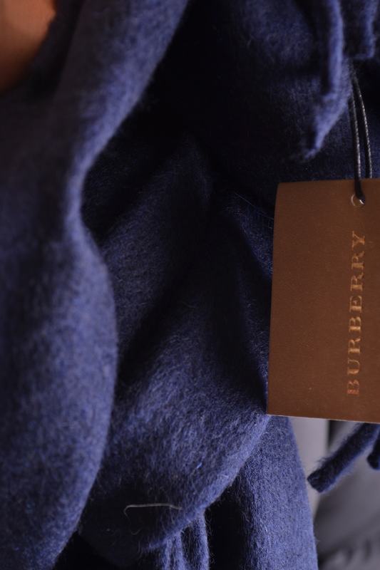 Burberry Foulard E Sciarpe Codice Prodotto: 3999535 1