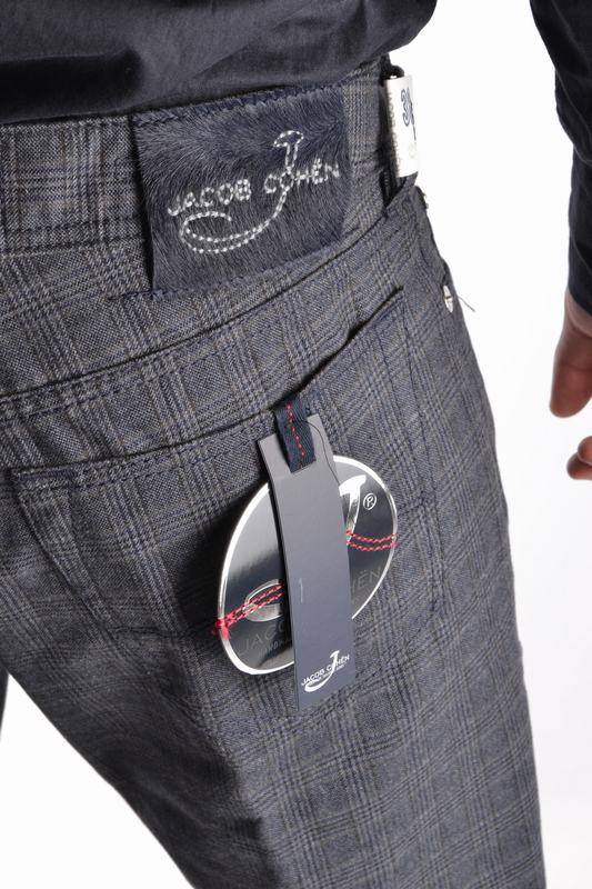 Jacob Cohen Pantaloni Codice Prodotto: