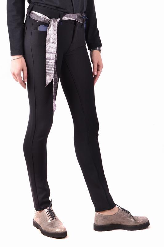 Jacob Cohen Pantaloni & Shorts Codice Prodotto: