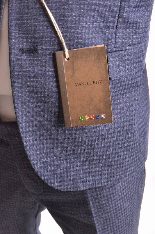 Manuel Ritz Abiti Codice Prodotto: