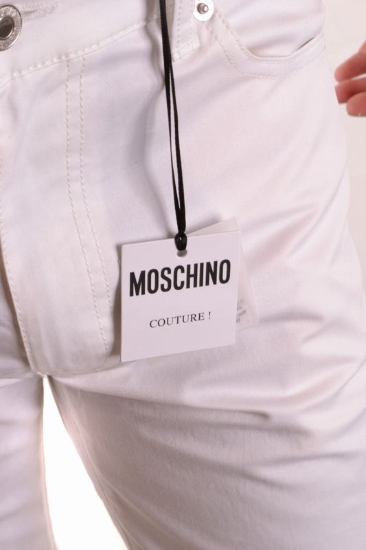 Moschino Bermuda Codice Prodotto: Z A0346 0219 0001