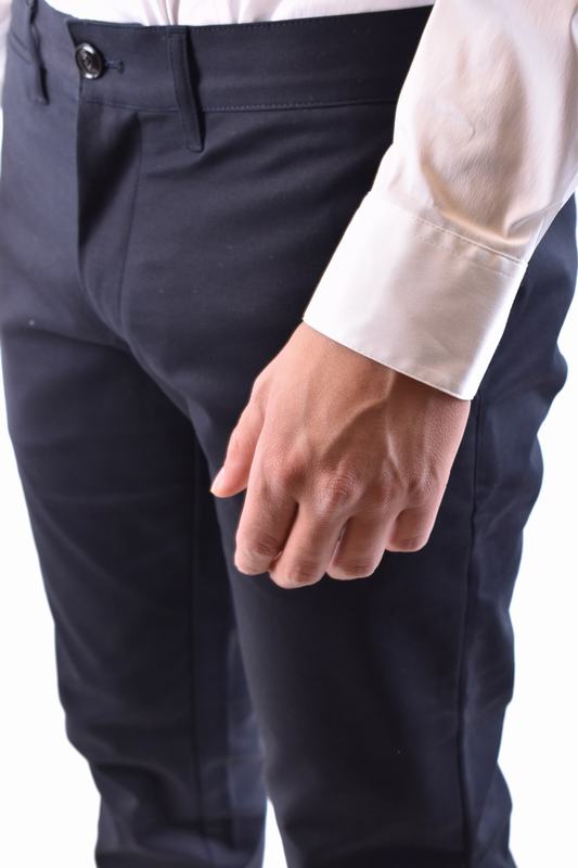 Emporio Armani Pantaloni & Bermuda Codice Prodotto: 8N1P20 1NGCZ0920