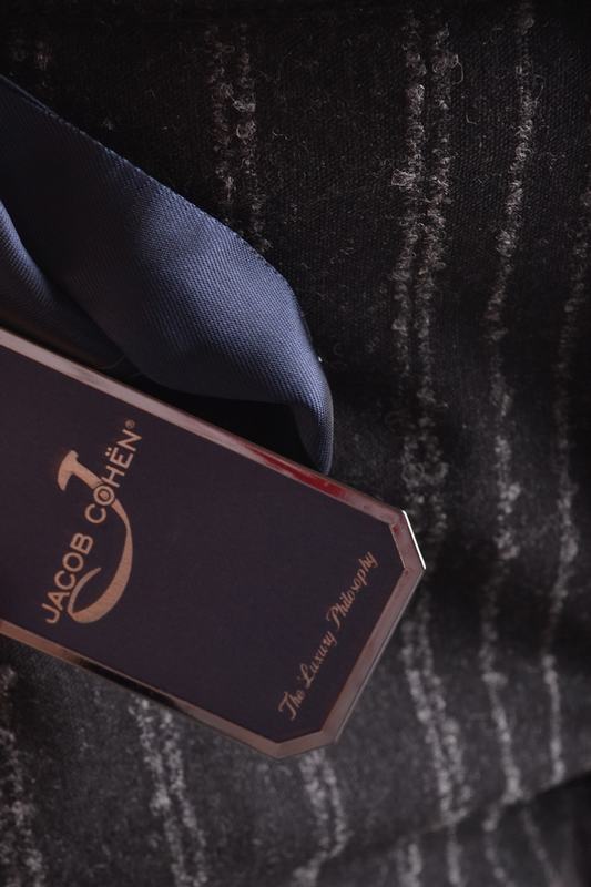 Jacob Cohen Pantaloni Codice Prodotto: 00433N 46C51 V