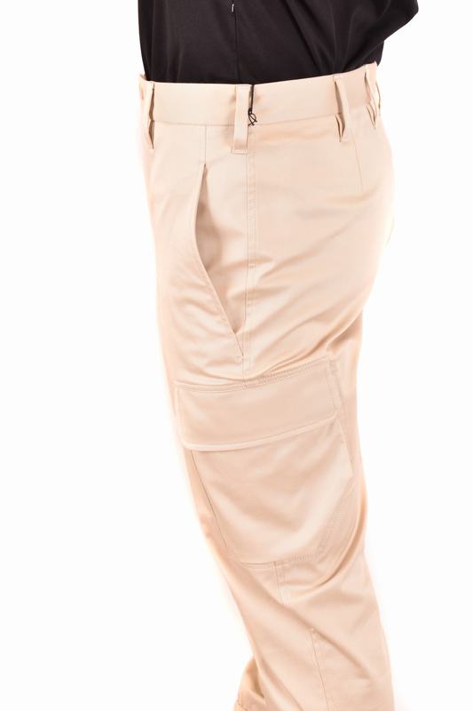 Neil Barrett Pantaloni Codice Prodotto: PBPA827 Q011427