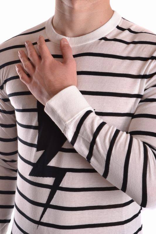 Neil Barrett Pullover Codice Prodotto: BMA613C E629828