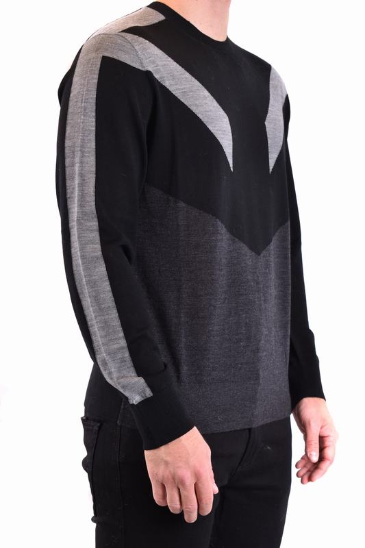 Neil Barrett Pullover Codice Prodotto: NBV7MA157AV601C047
