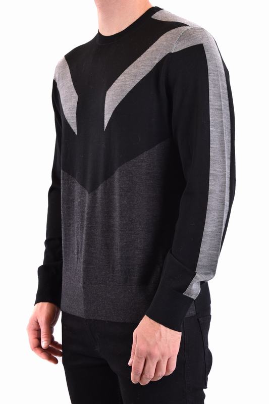 Neil Barrett Pullover Codice Prodotto: NBV7MA157AV601C047