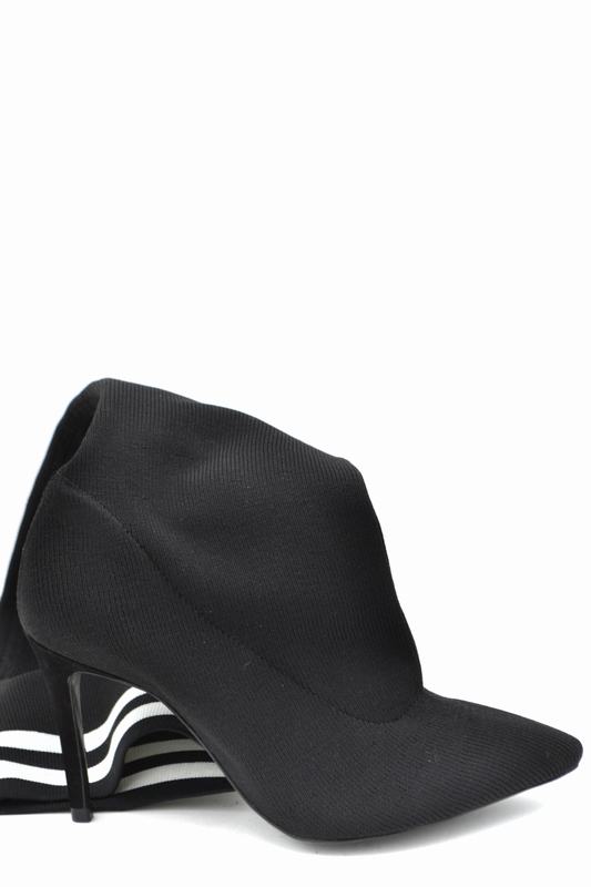 Schutz Stivali Codice prodotto: S 01723 0285 0001 U