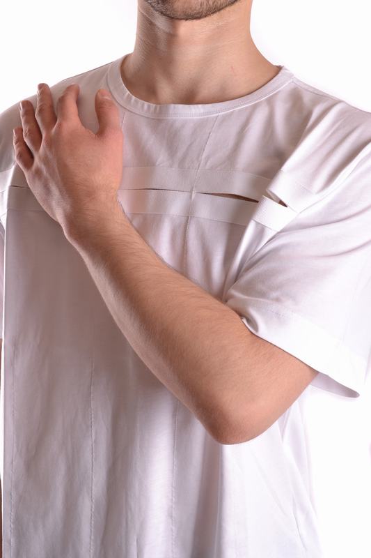 DIESEL BLACK GOLD T-Shirts Manica Corta Codice Prodotto: 00SYCH BGTIQ TOMBA100