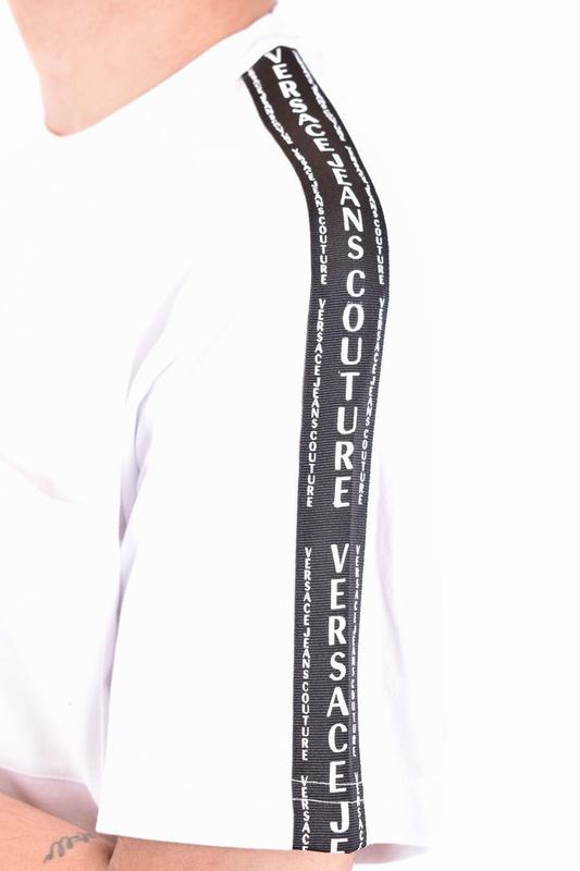 Versace Jeans Couture T-Shirts Manica Corta Codice Prodotto: 74GAHY03 CJ00Y003