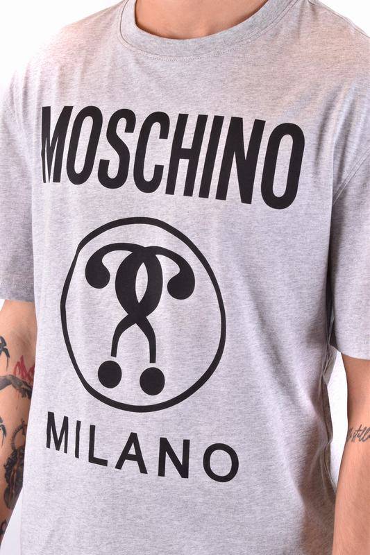 Moschino T-Shirts Manica Corta Codice Prodotto: ZA0713 52401485
