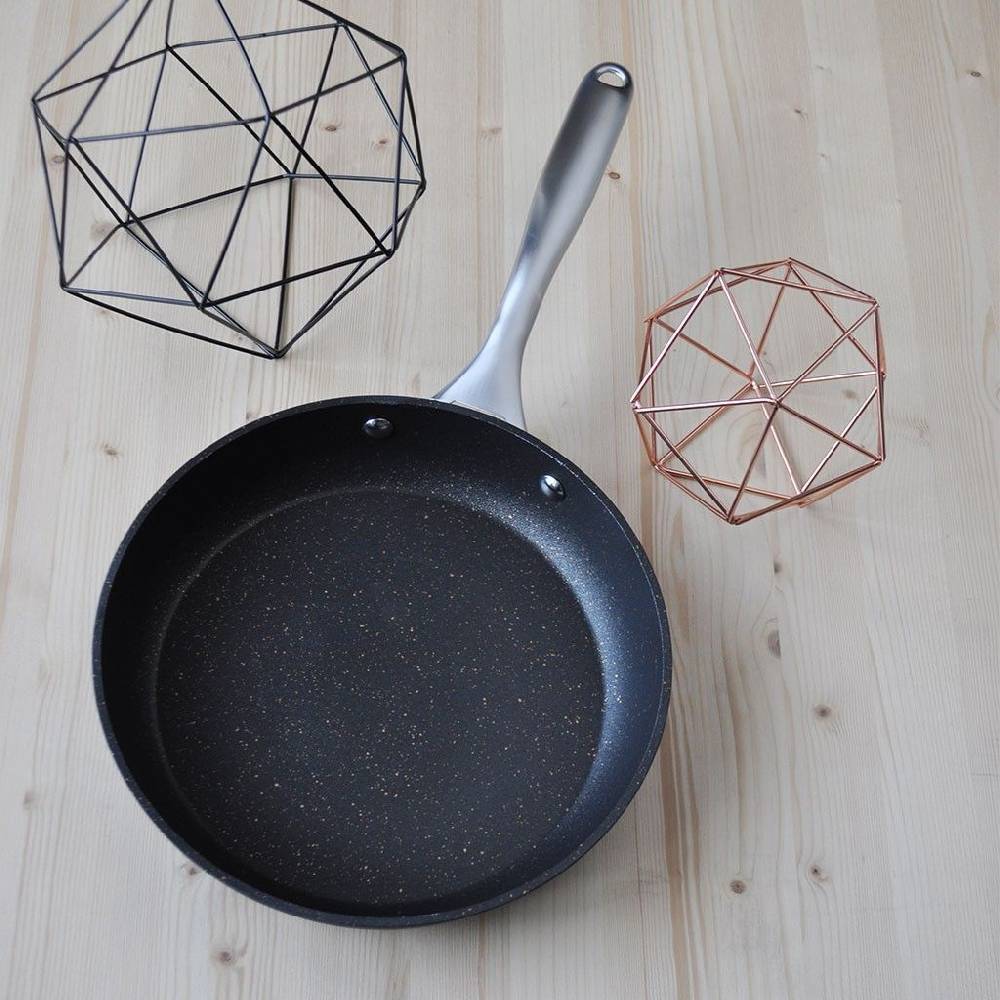 Pintinox ST1 » Padelle In Alluminio Con Rivestimento Interno Antiaderente