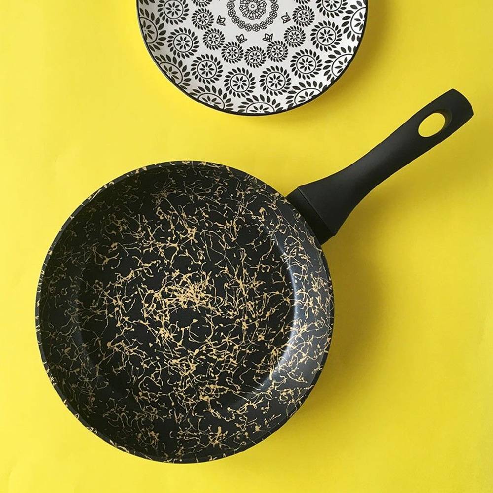 Pintinox Stardust » Padella In Alluminio Con Rivestimento Interno Antiaderente