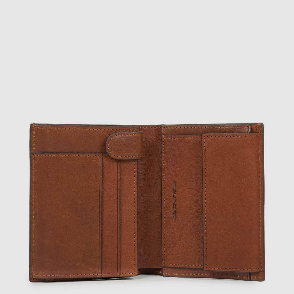 Piquadro Men’s wallet with coin pocket, credit card facilit