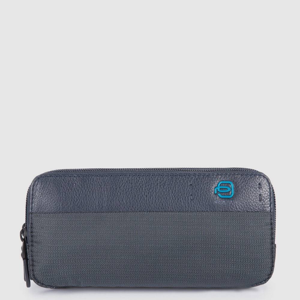 Piquadro Case with three dividers and wrist strap