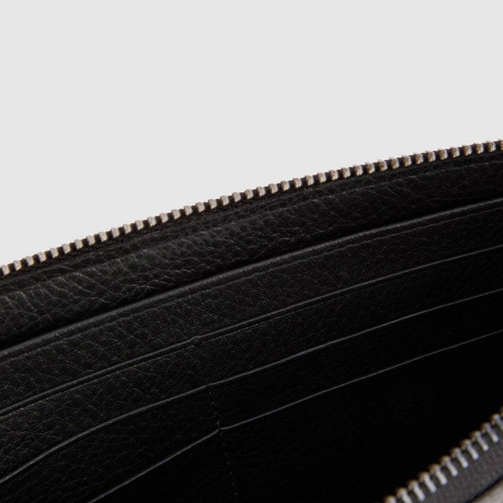 Piquadro Men’s Clutch With Credit Card Facility