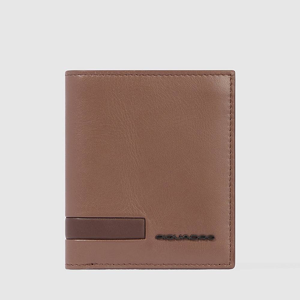Piquadro Vertical Men’s Wallet With Coin Pocket