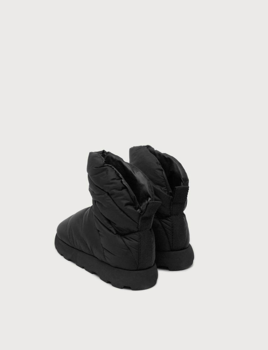 Piumestudio Luna Matte Black