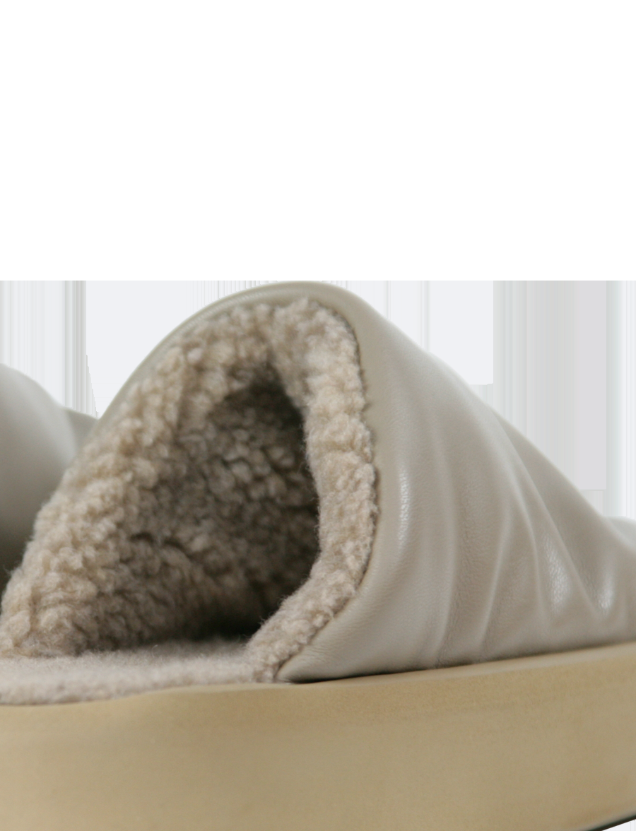 Piumestudio Sabot Sky + Fur Toupe