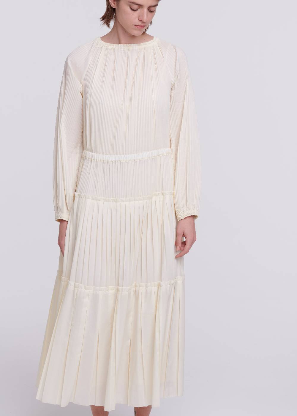 Plan C ABITO MIDI PLISSETTATO COLOR BURRO