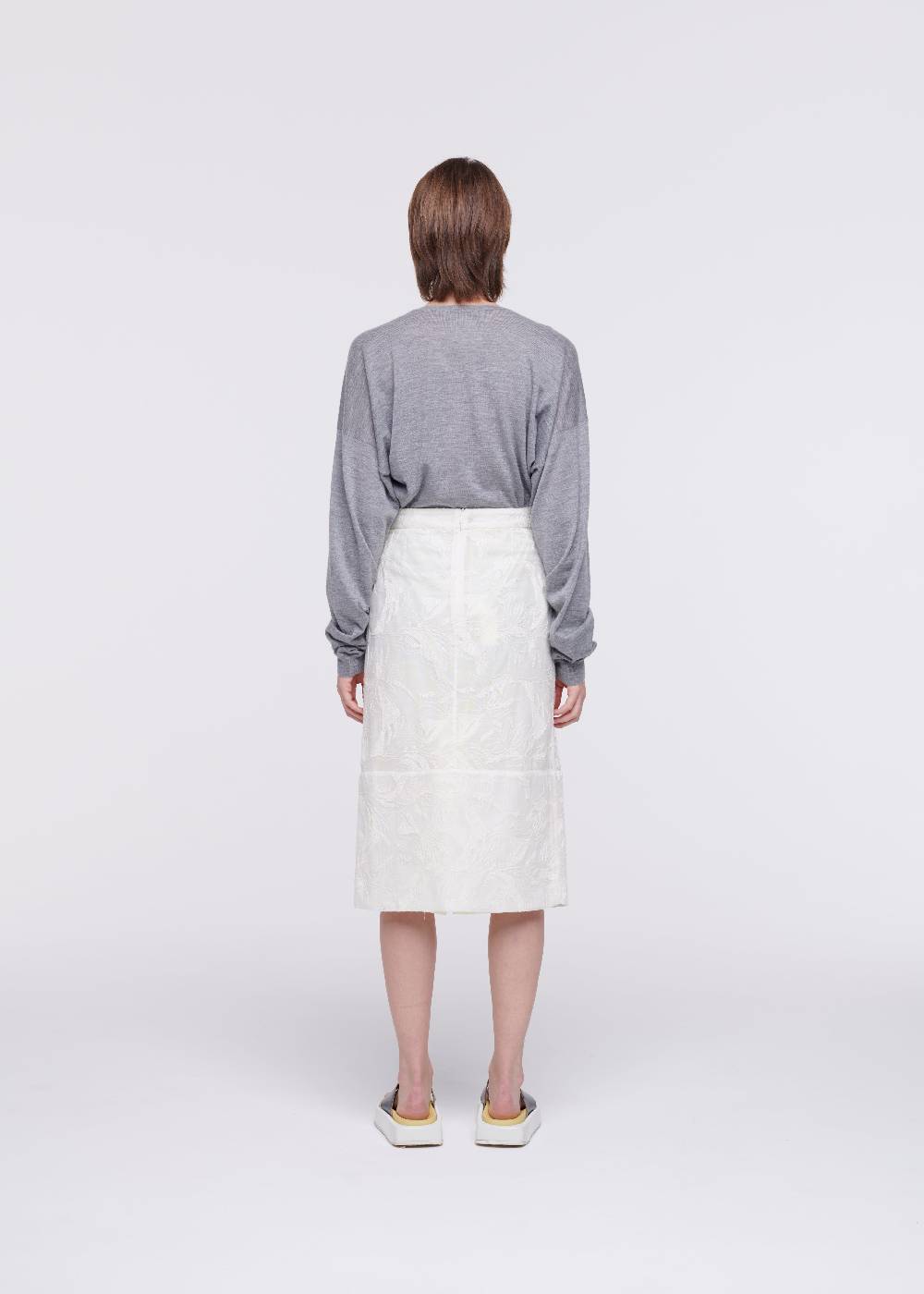 Plan C GONNA MIDI CON RICAMI FLOREALI