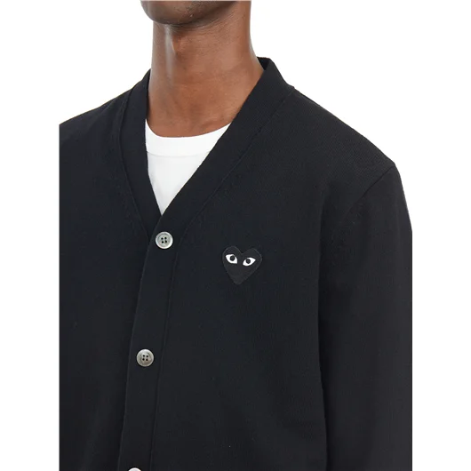 COMME DES GARCONS PLAY CARDIGAN SCOLLO A V LOGO