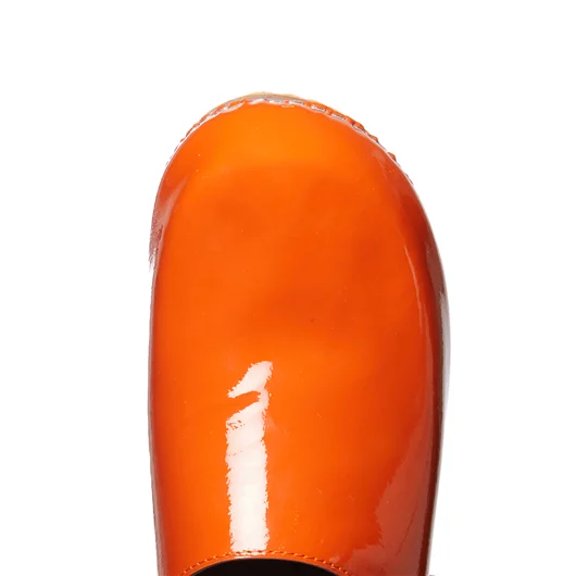 FIGURE DECORATIVE ZOCCOLI IN PELLE E LEGNO