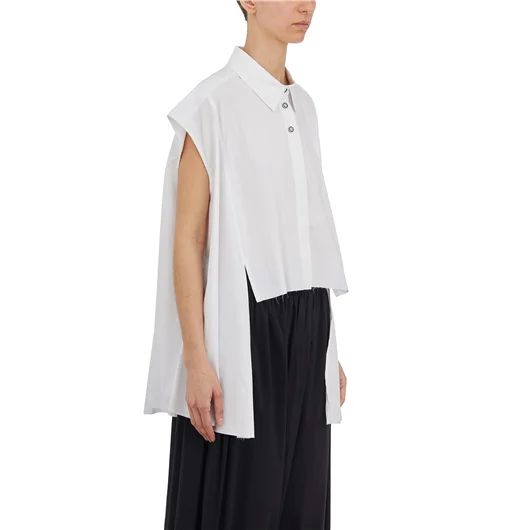 NU CAMICIA SENZA MANICHE