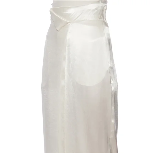 NU PANTALONE LARGO A VITA ALTA