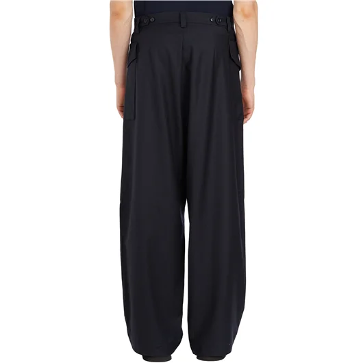 PANTALONE IN LANA CON TASCONI