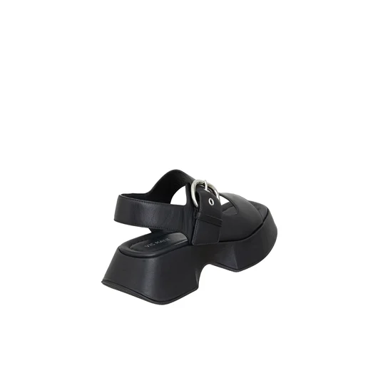 VIC MATIE' SANDALO TRAVEL