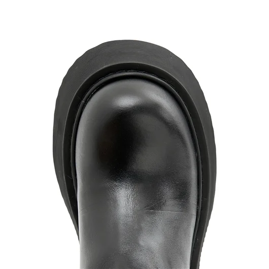 VIC MATIE' STIVALE MAYON