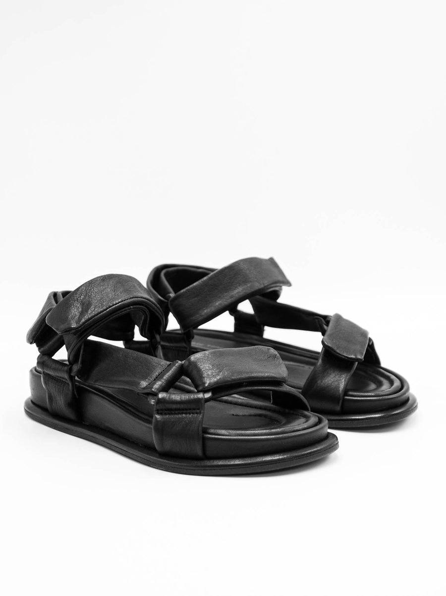 Poesie Veneziane DORA