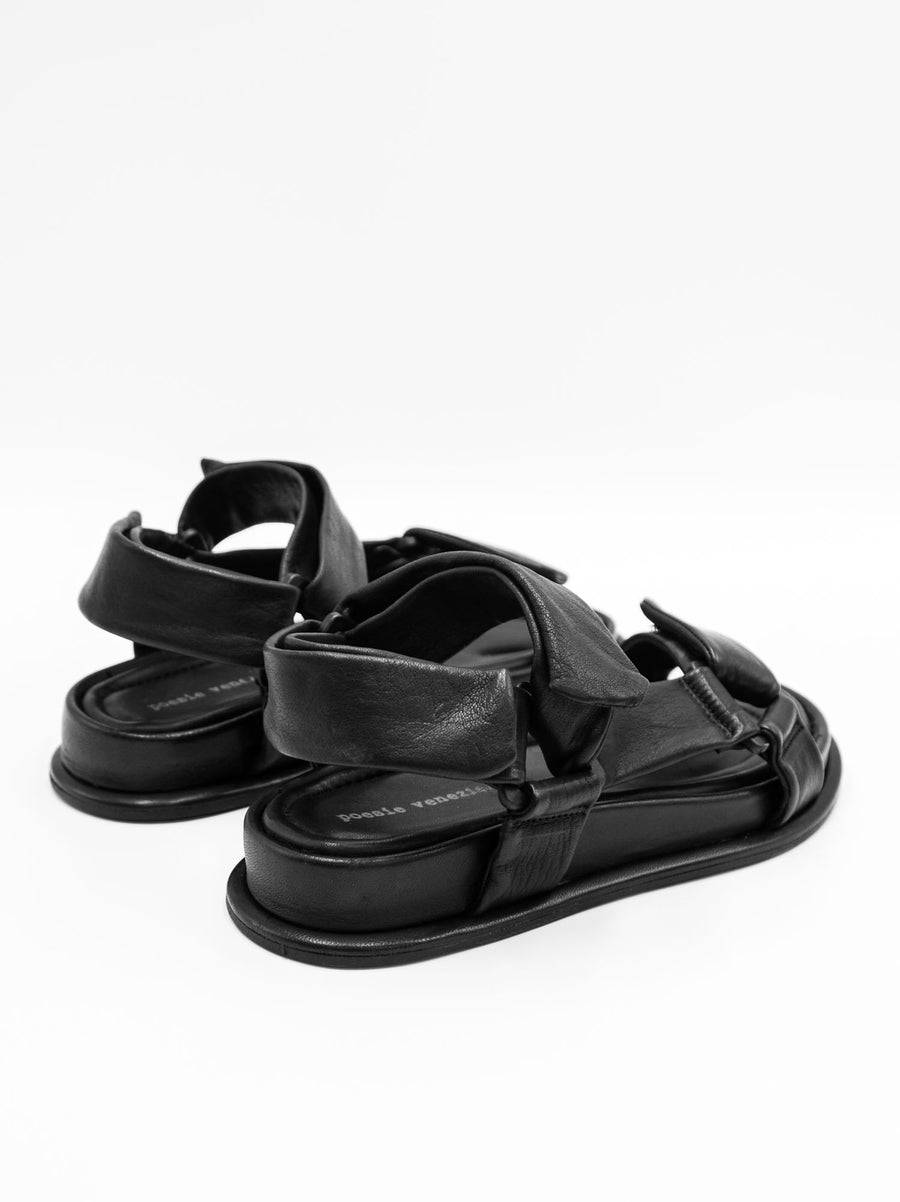 Poesie Veneziane DORA