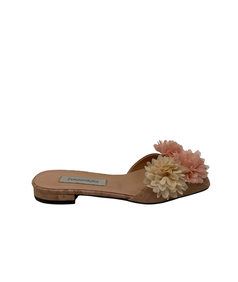 Pokemaoke Flats Gemma