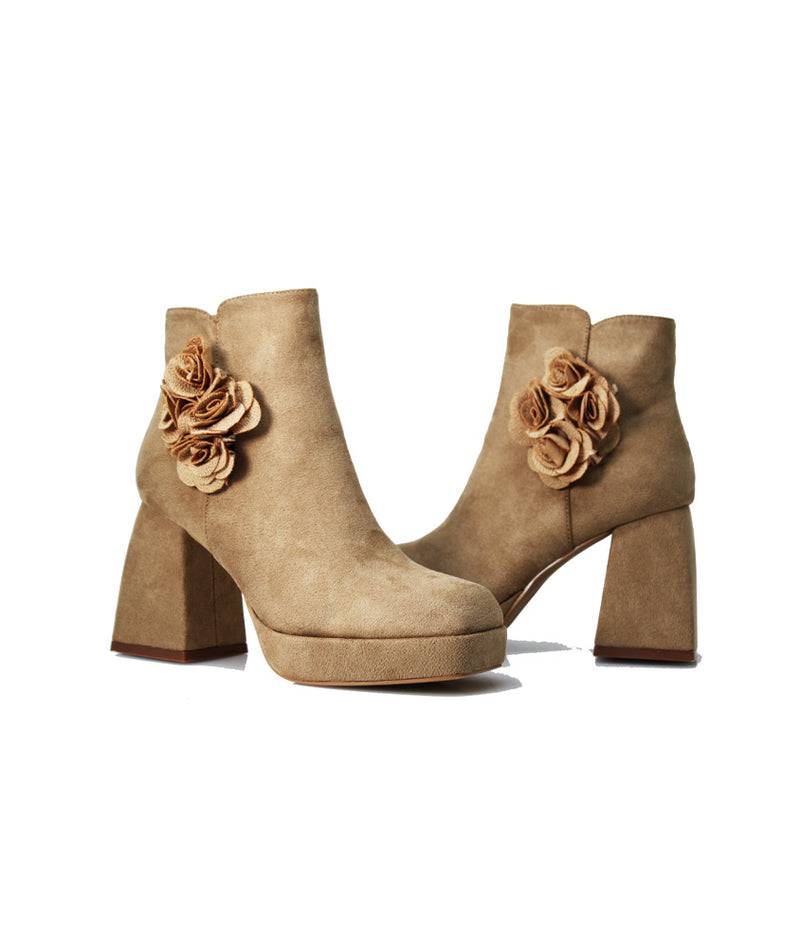 Pokemaoke Tiara Camelie