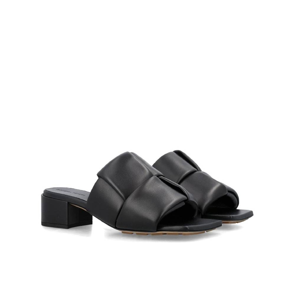 BOTTEGA VENETA  Mules Da Donna Nere In Pelle Bottega Veneta